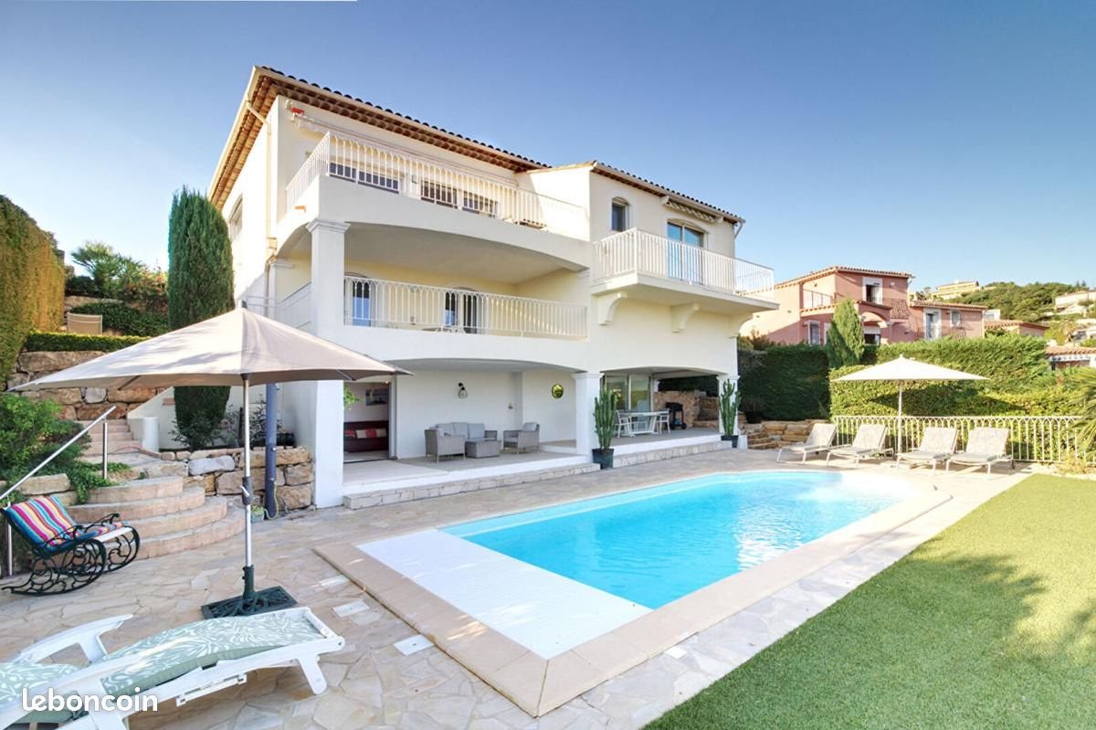 Maison à vendre, 236m², Fréjus
