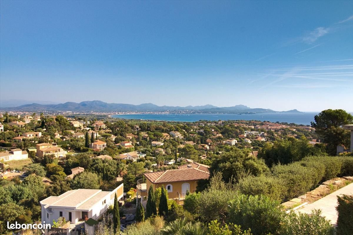 Maison à vendre, 236m², Fréjus