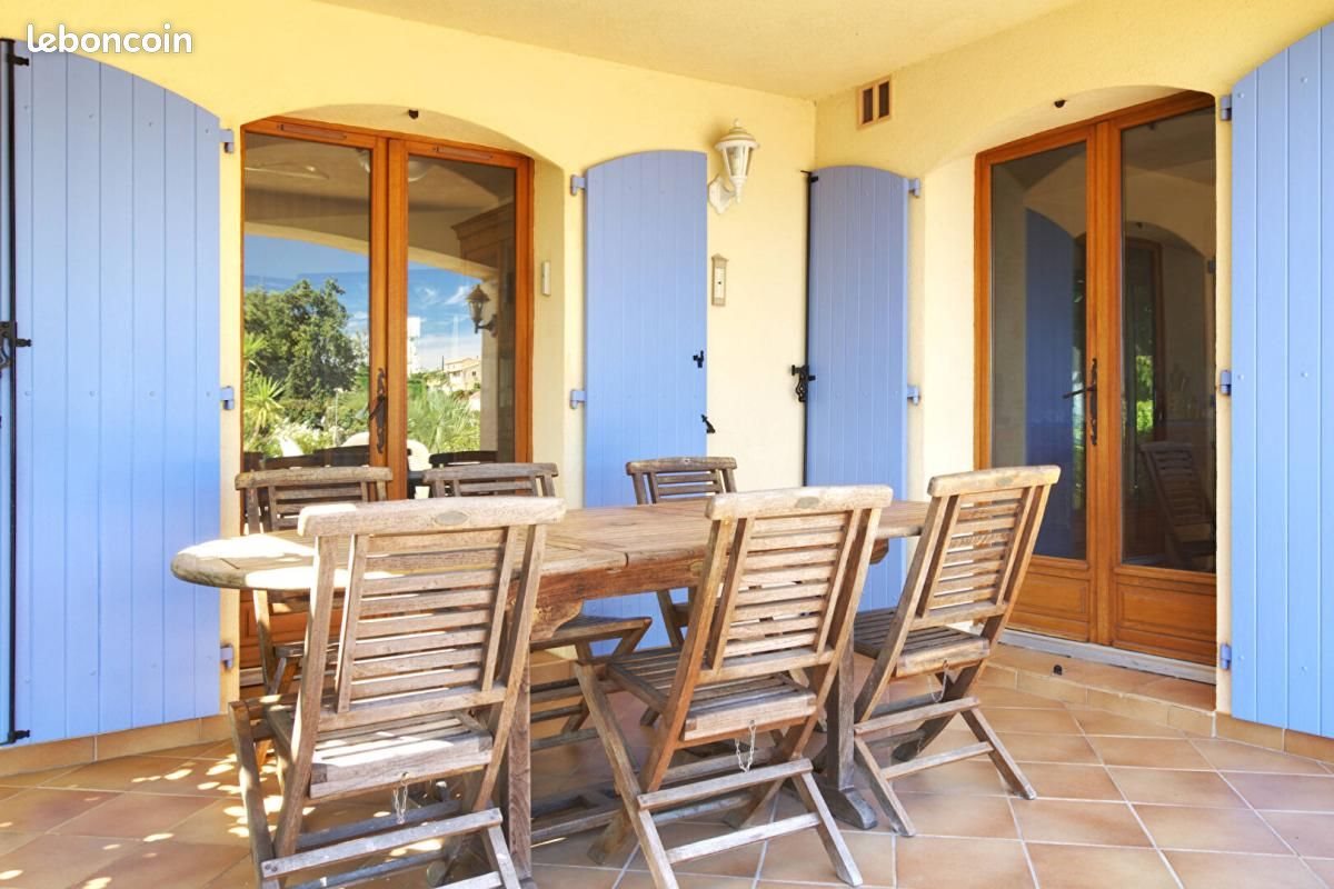 Maison à vendre, 240m², Fréjus