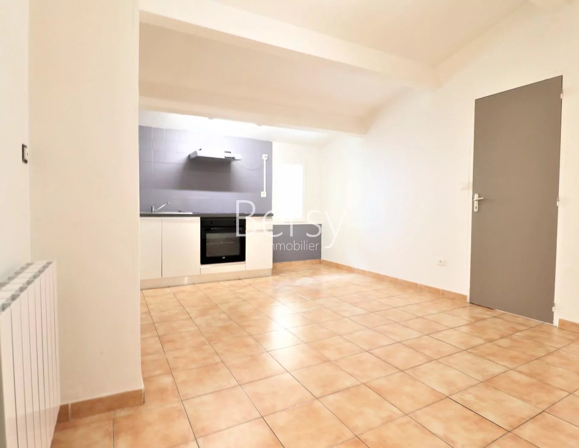 Maison à louer, 42m², Blauvac