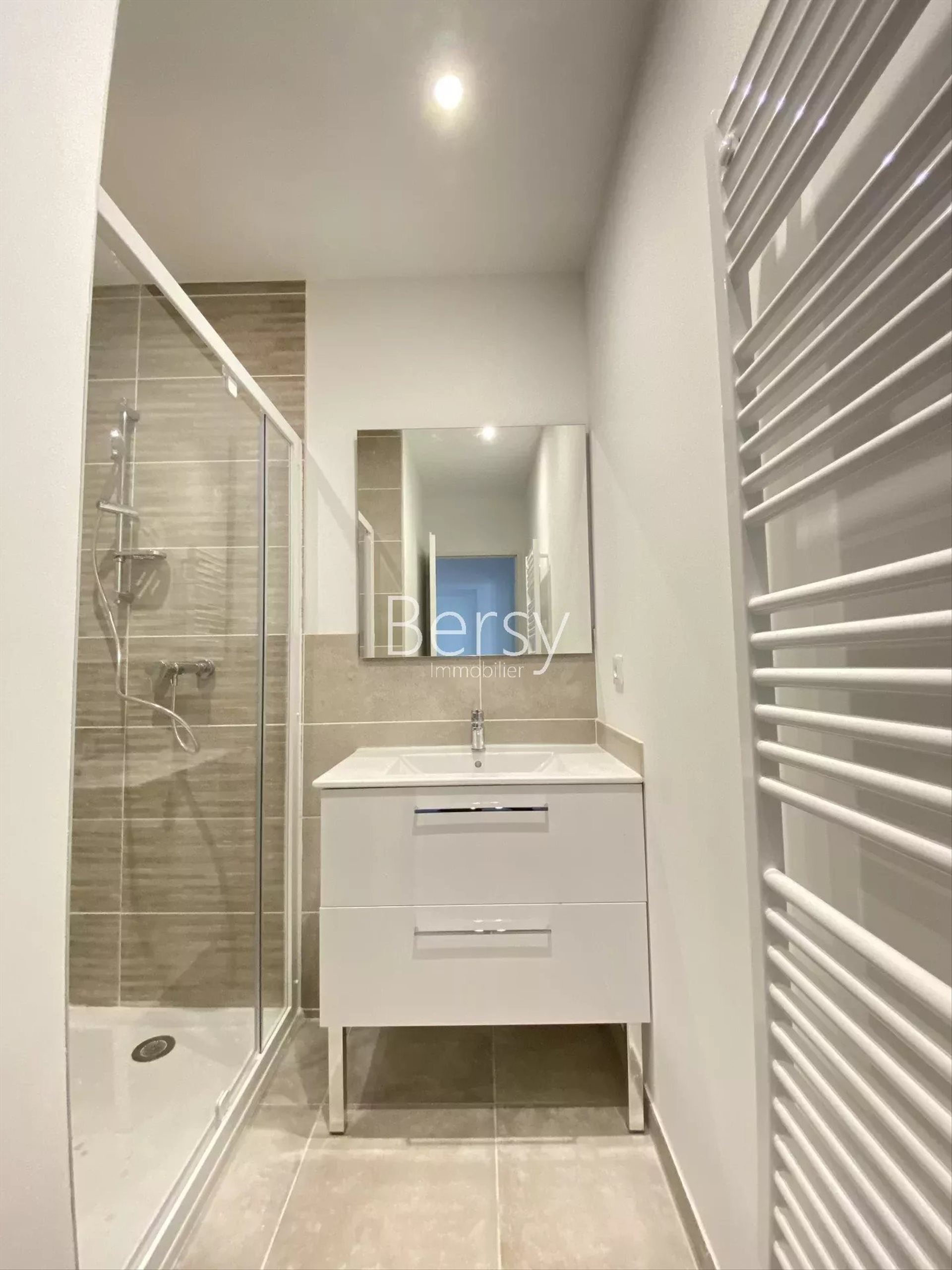 Appartement à louer, 53m², Malemort-du-Comtat