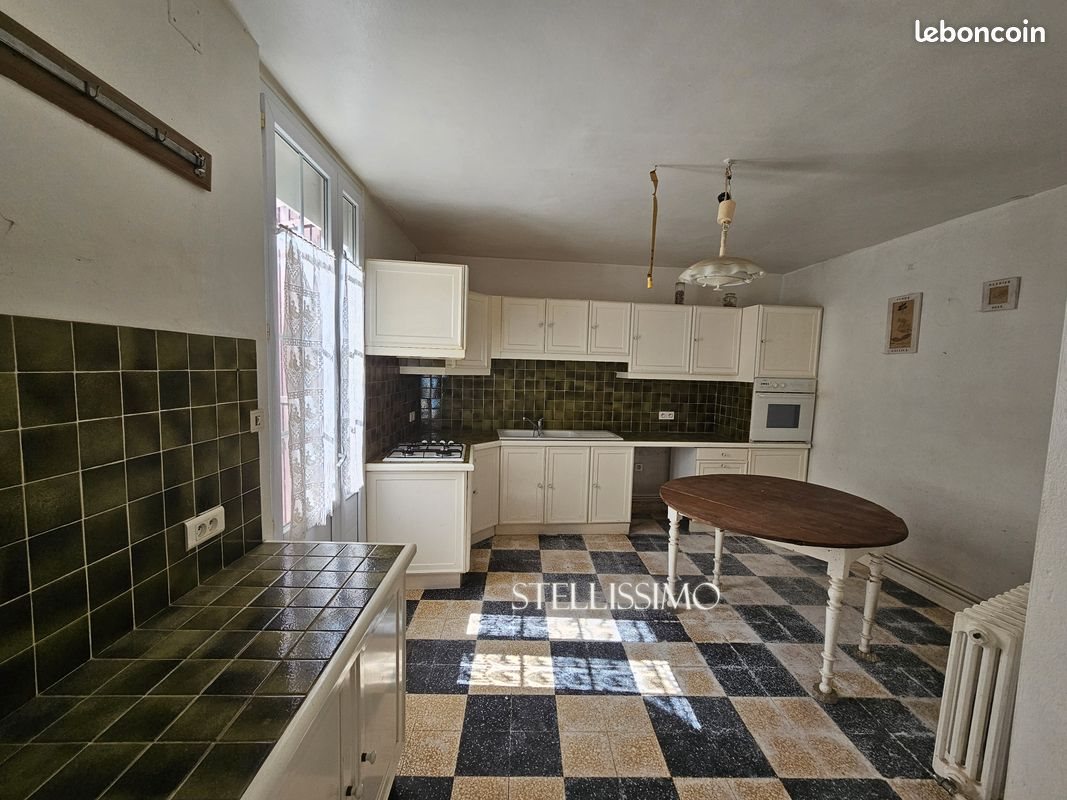 Maison à vendre, 240m², Sorgues