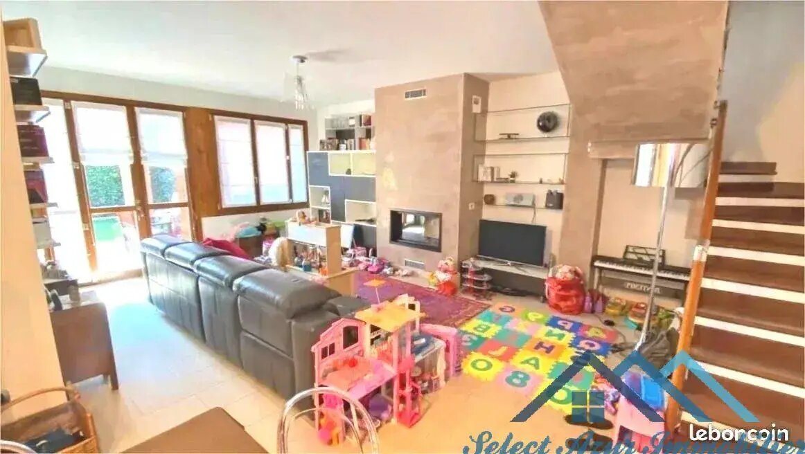 Maison à vendre, 176m², Grasse