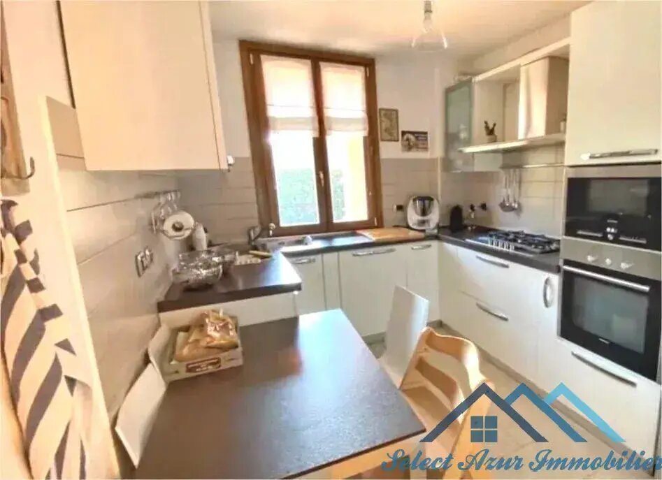 Maison à vendre, 176m², Grasse