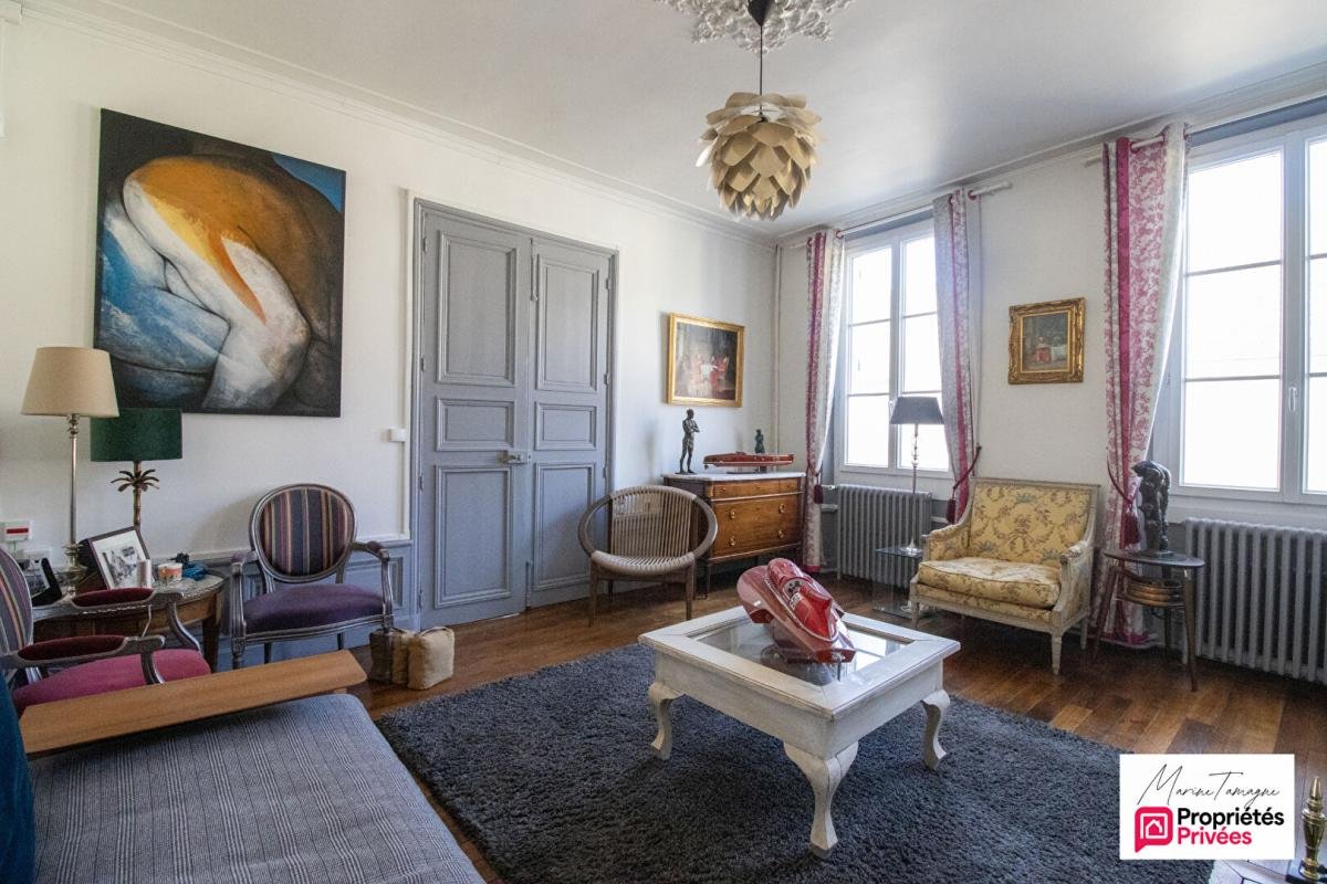 Maison à vendre, 270m², Fleurines