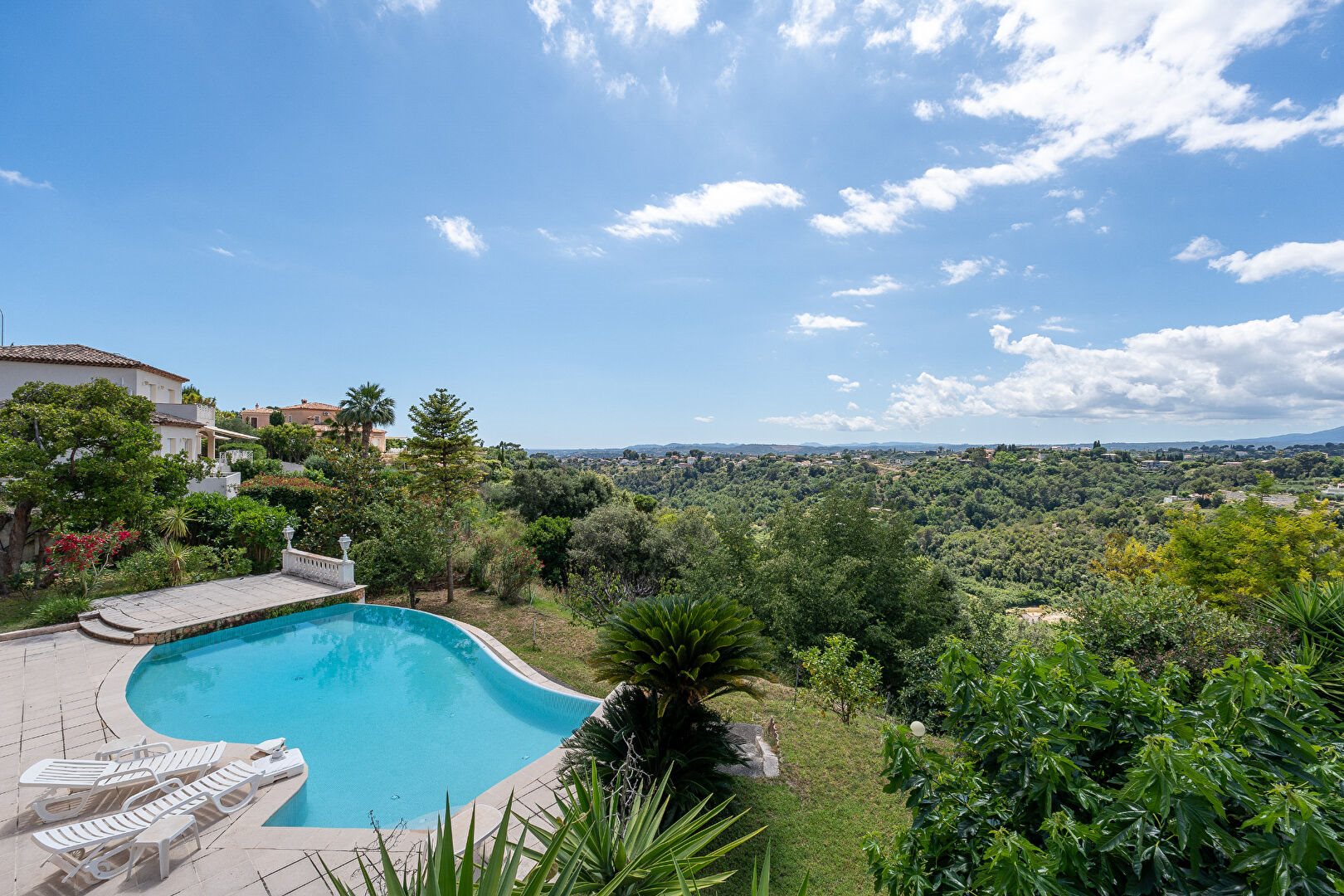 Maison à vendre, 250m², Cagnes-sur-Mer