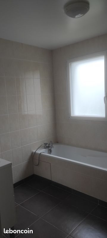 Maison à louer, 90m², Saint-Jean-la-Poterie