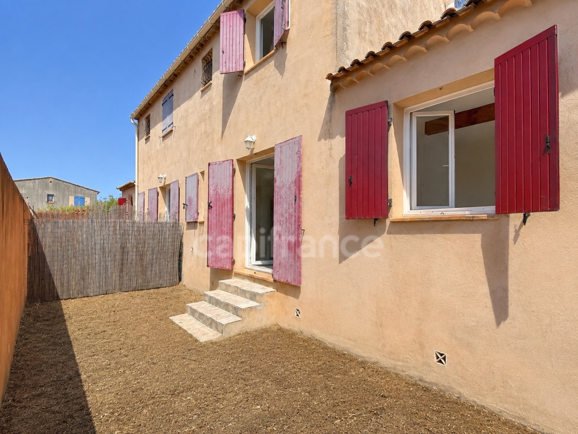 Maison à vendre, 74m², Puyvert