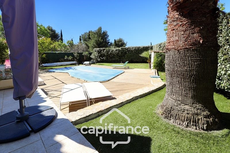 Maison à vendre, 100m², Saint-Cyr-sur-Mer