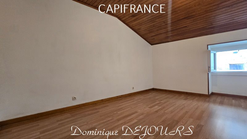 Maison à vendre, 102m², Marcols-les-Eaux