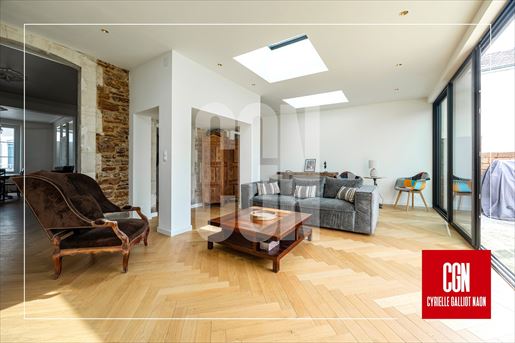 Advert pic 0
