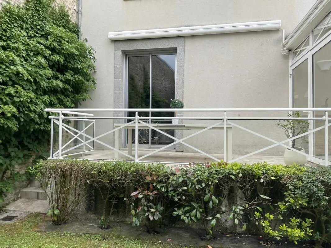 Maison à vendre, 222m², Laval