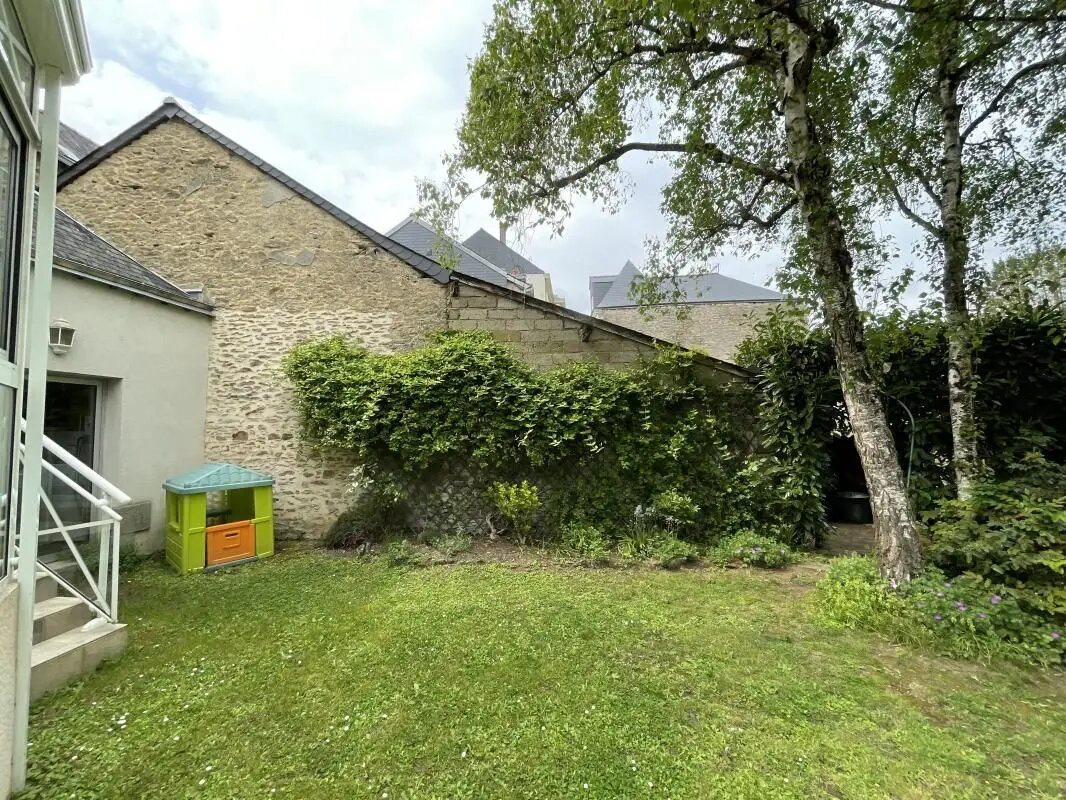 Maison à vendre, 222m², Laval