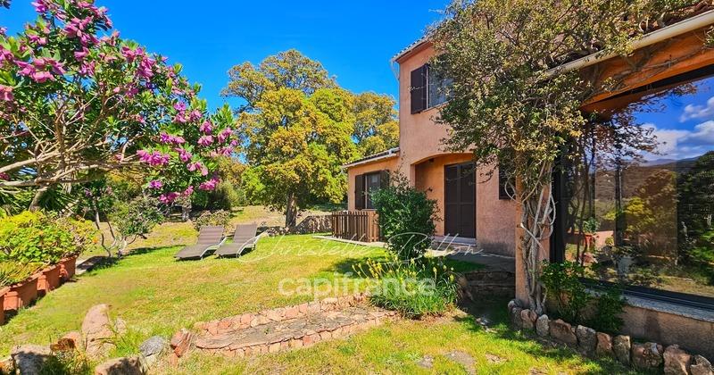 Maison à vendre, 150m², Figari