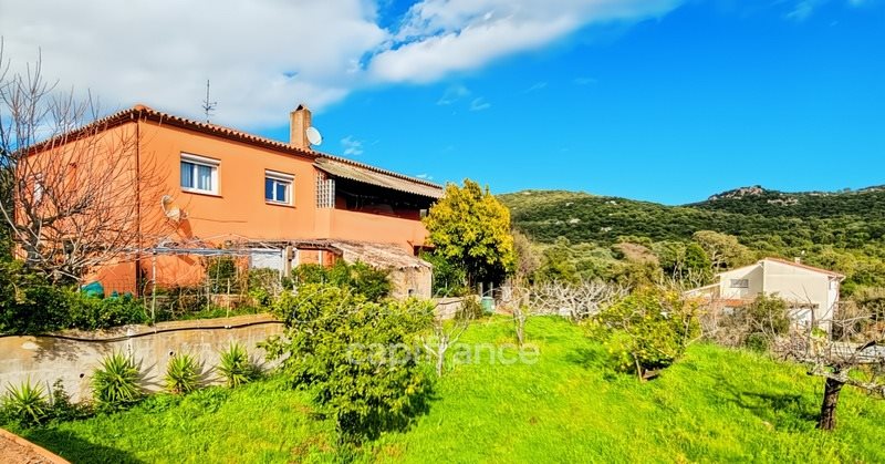 Maison à vendre, 299m², Lecci
