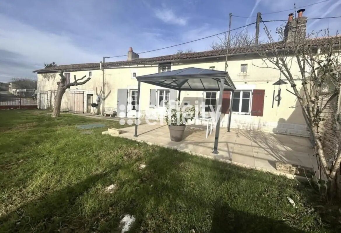 Maison à vendre, 135m², Limalonges
