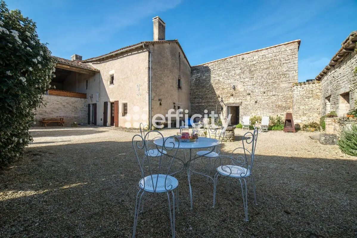 Maison à vendre, 162m², Saint-Pierre-d'Exideuil