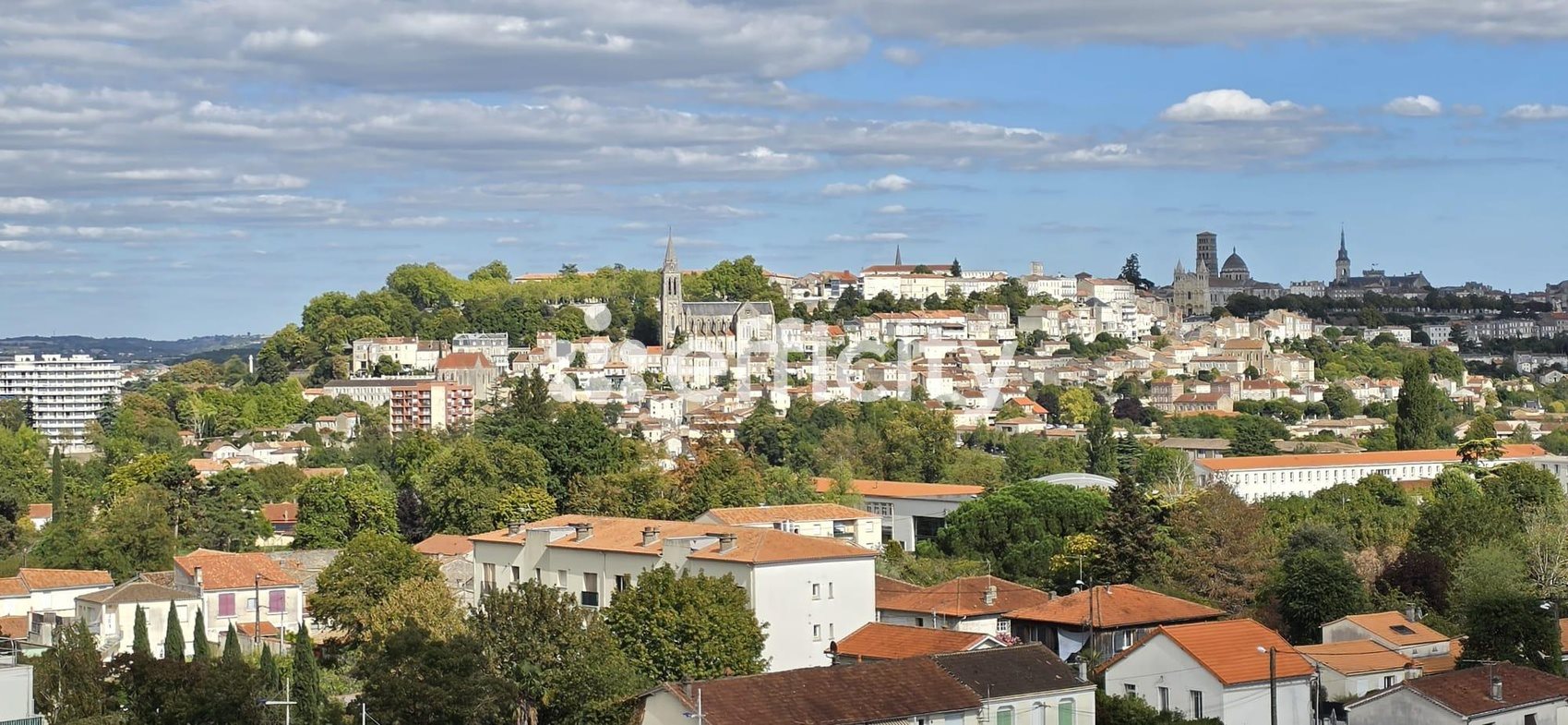 Appartement à vendre, 5m², Angoulême