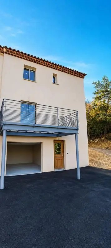 Appartement à louer, 100m², Allemagne-en-Provence