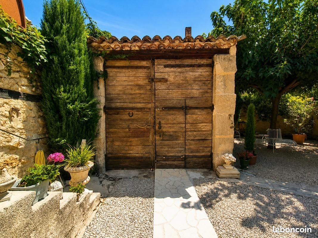 Maison à vendre, 160m², Saint-Martin-de-la-Brasque