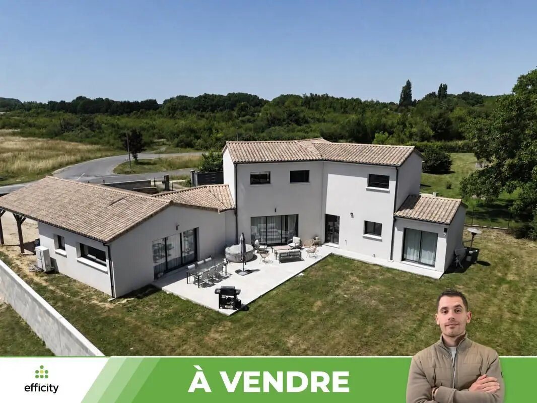 Maison à vendre, 178m², Fontaine-le-Comte