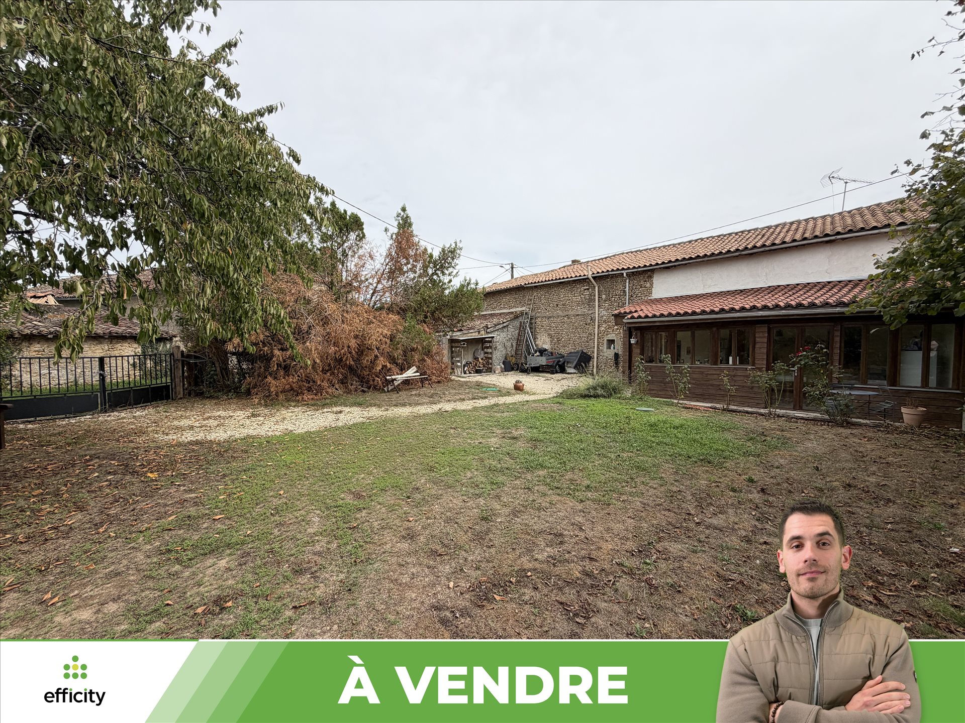 Maison à vendre, 5m², Sommières-du-Clain
