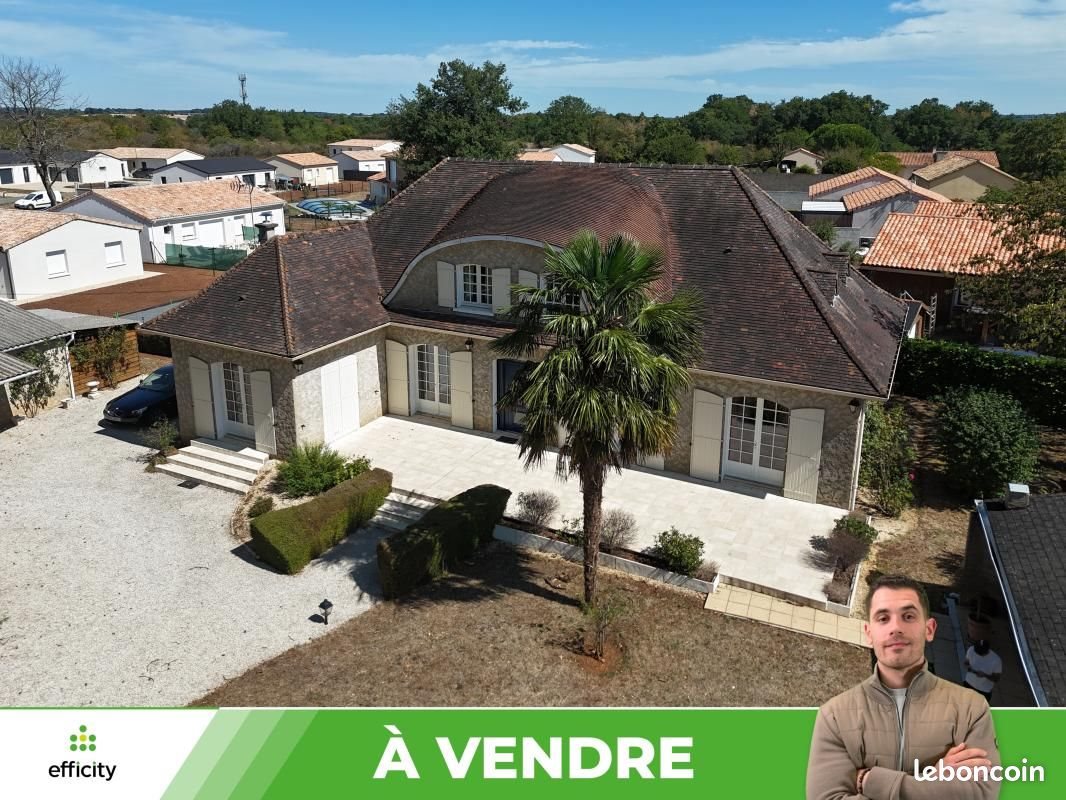 Maison à vendre, 216m², Vivonne