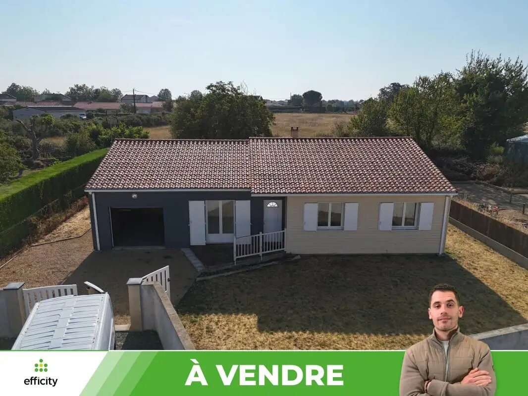 Maison à vendre, 104m², Lussac-les-Châteaux