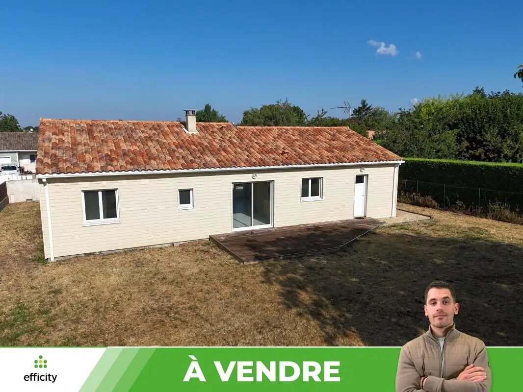 Maison à vendre, 104m², Lussac-les-Châteaux