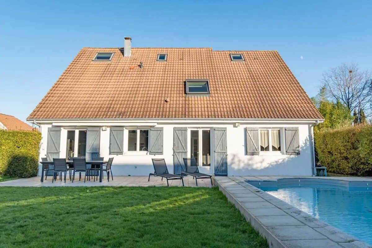Maison à vendre, 202m², Saint-Pavace