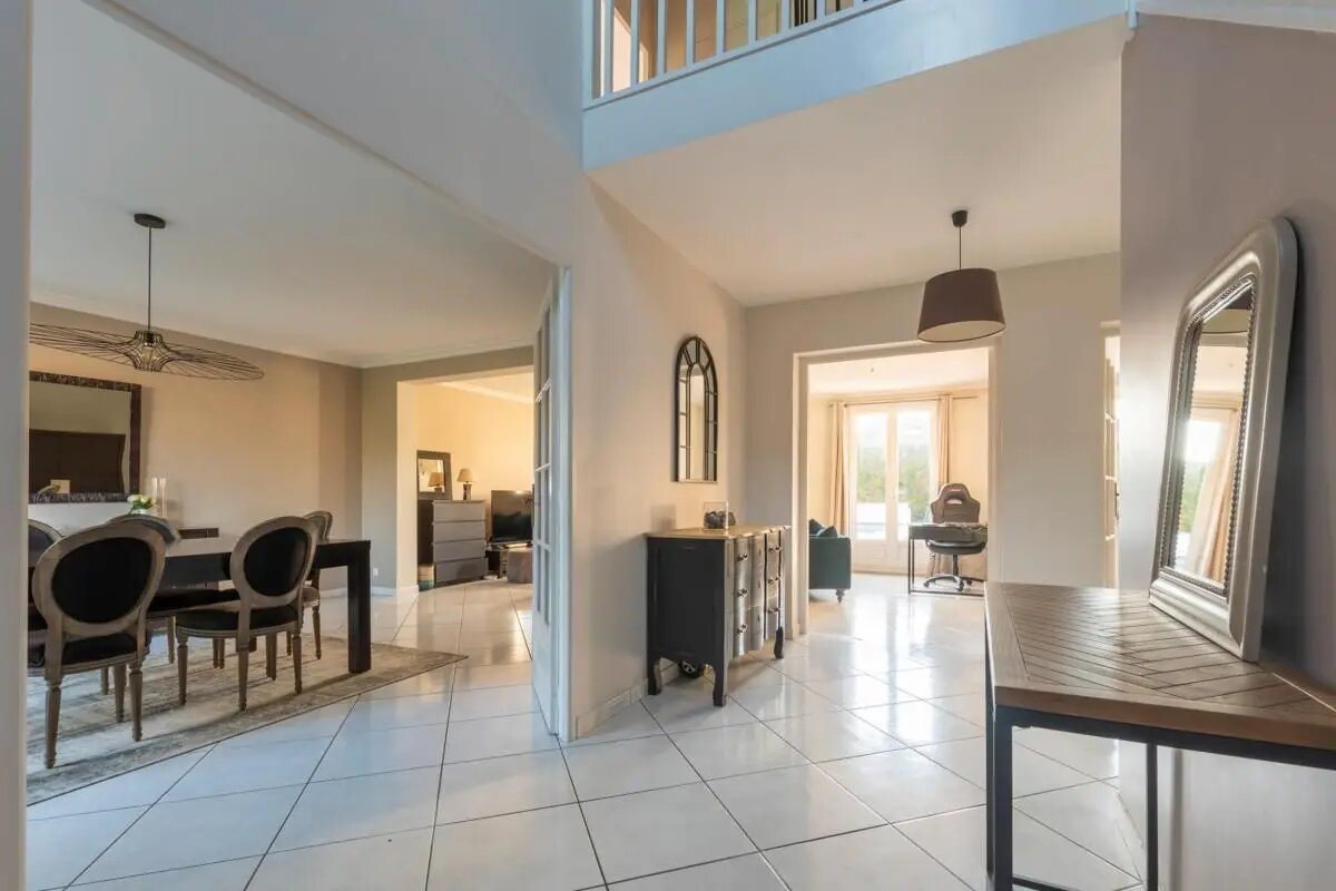 Maison à vendre, 202m², Saint-Pavace