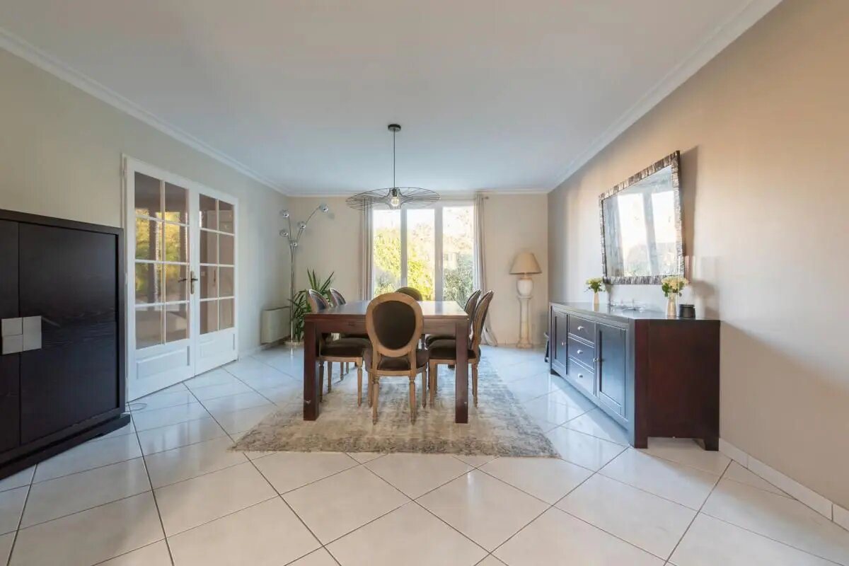 Maison à vendre, 202m², Saint-Pavace