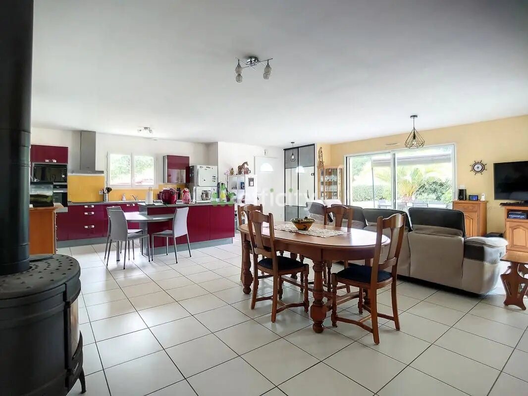 Maison à vendre, 332m², Sainte-Eulalie-en-Born