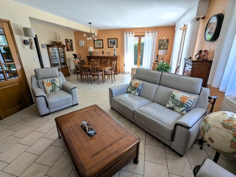 Maison à vendre, 140m², Neuville-en-Ferrain