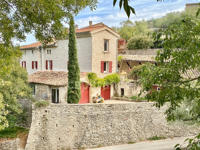Maison à vendre, 350m², Barjac