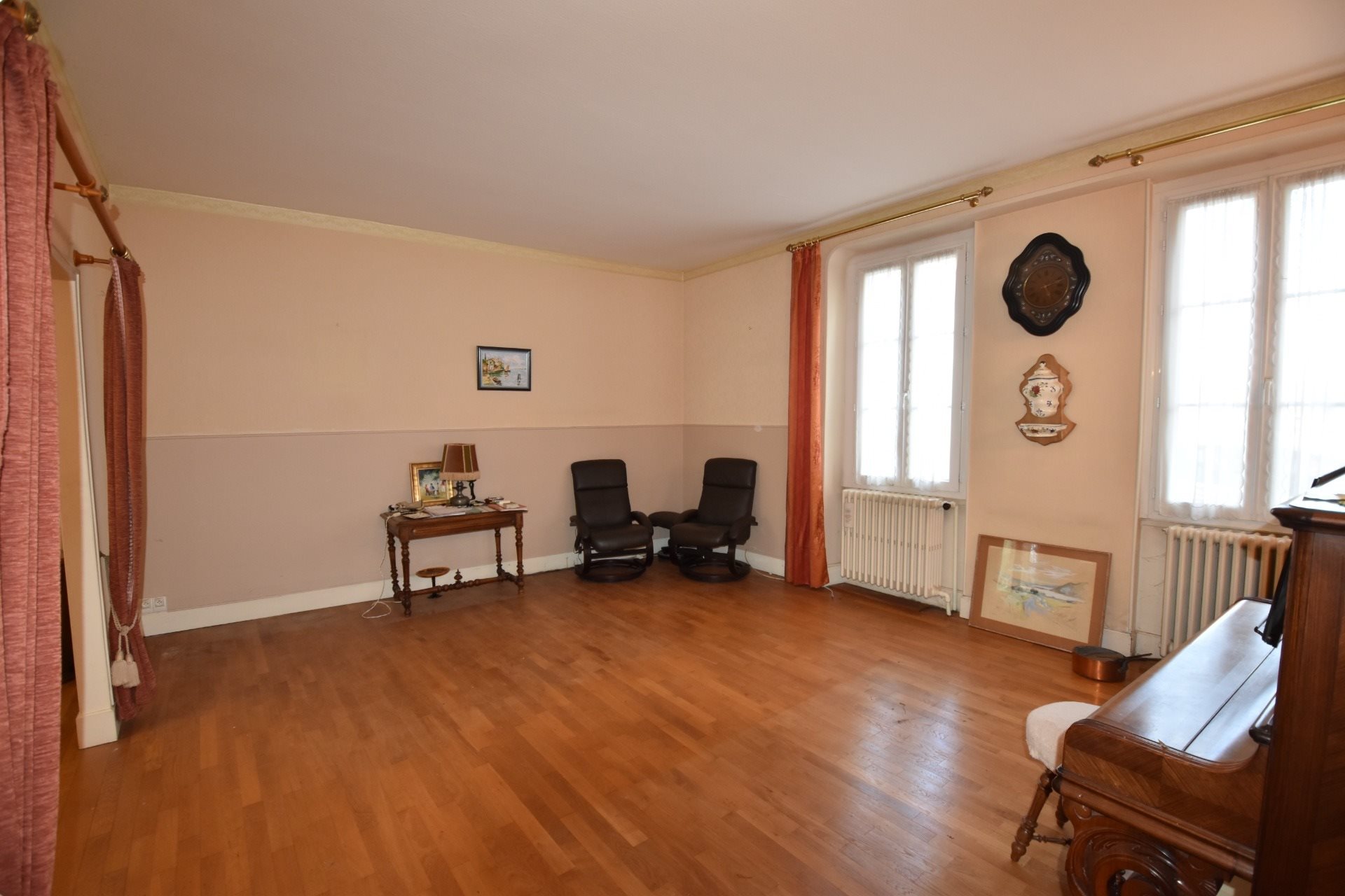 Maison à vendre, 163m², Génelard