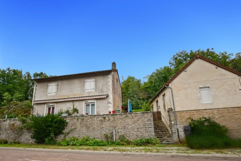 Maison à vendre, 229m², Saint-Sernin-du-Plain