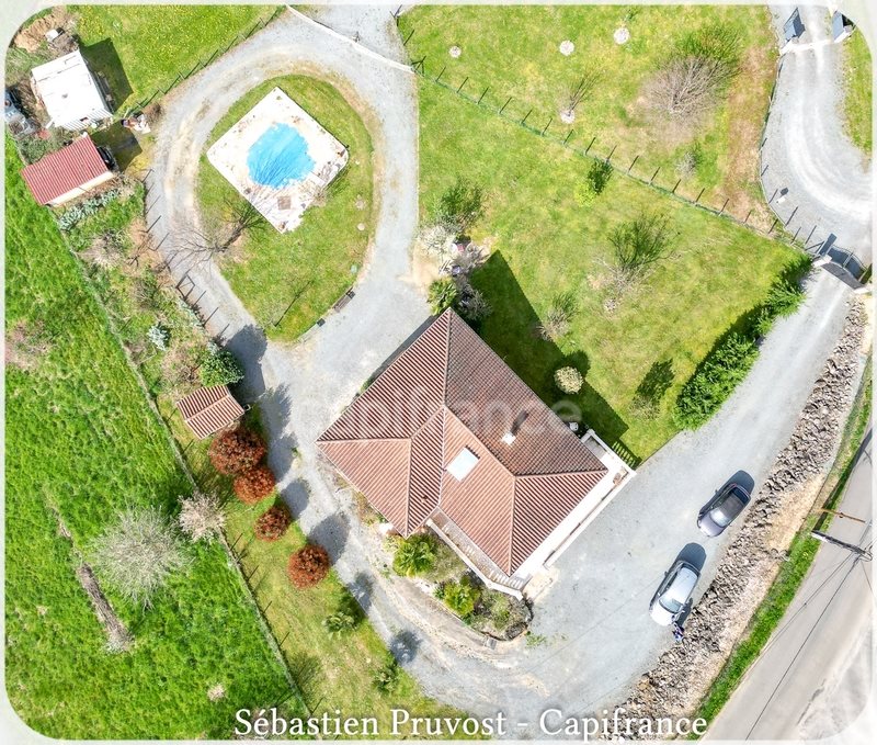 Maison à vendre, 177m², Thiviers