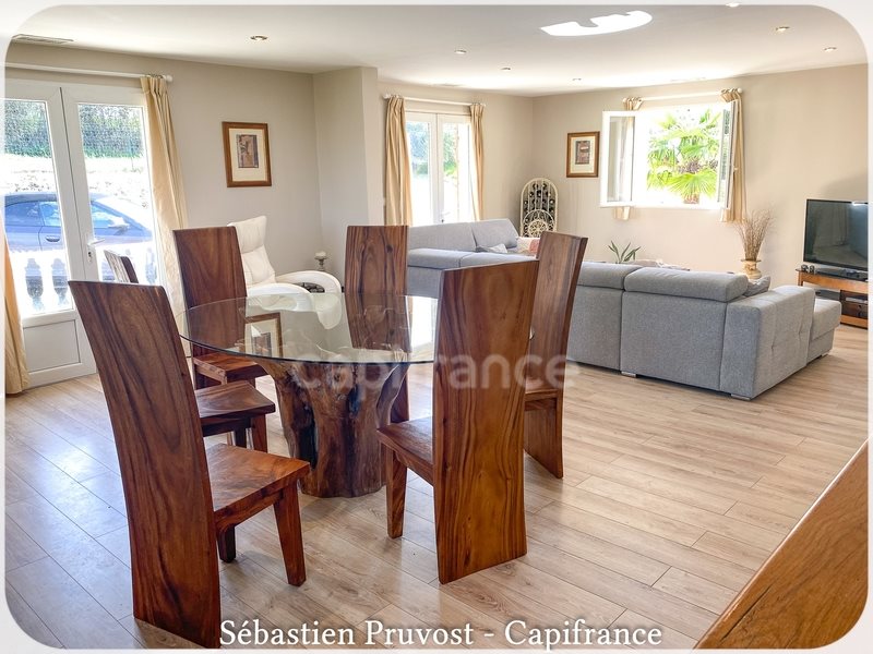 Maison à vendre, 177m², Thiviers