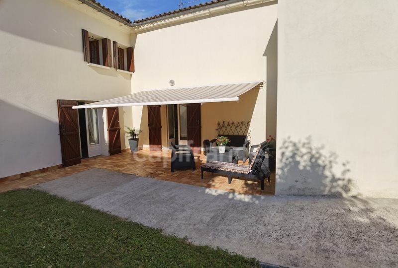 Maison à vendre, 208m², Saint-Laurent-d'Arce