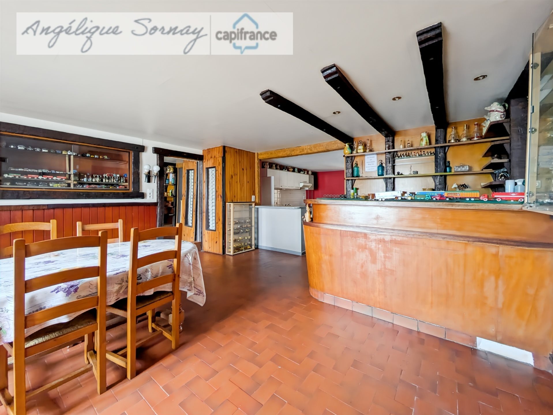 Maison à vendre, 184m², Bletterans