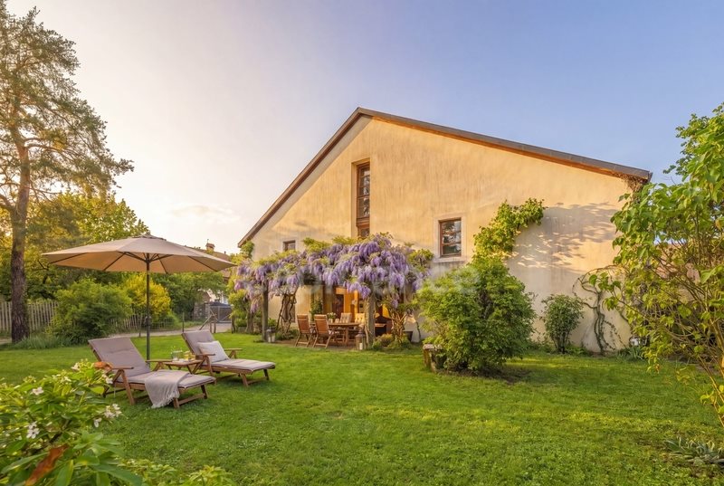 Maison à vendre, 328m², Saint-Genis-Pouilly