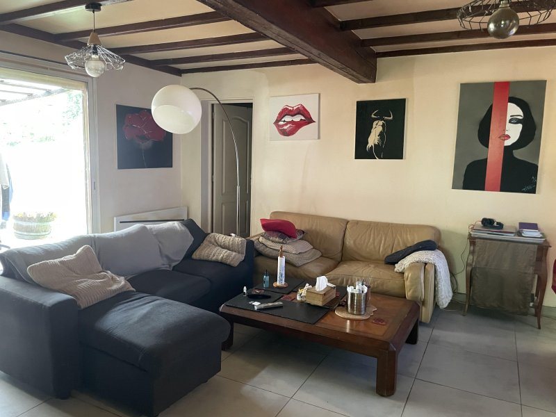 Maison à vendre, 3m², Lussac