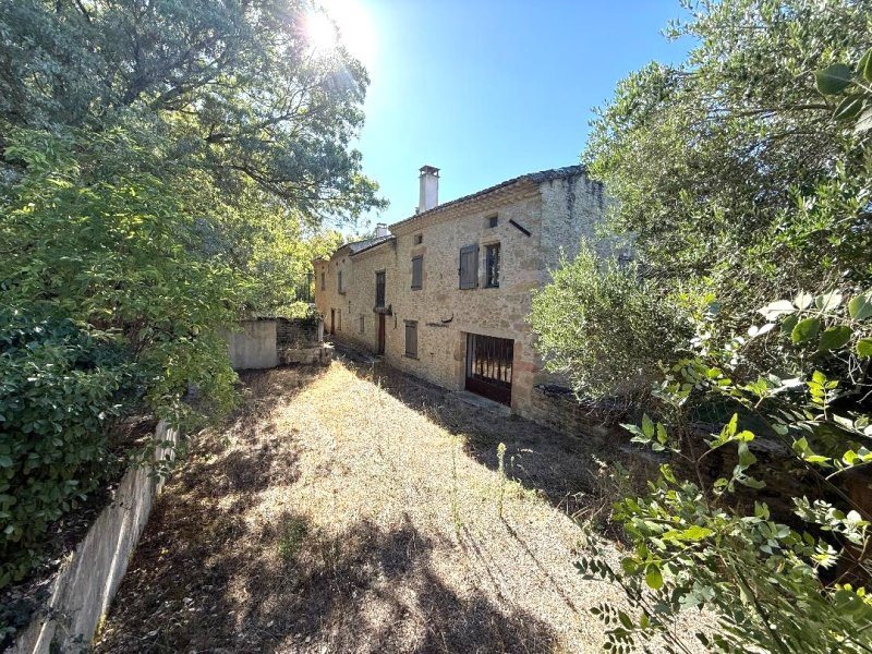 Maison à vendre, 3m², Les Cassés
