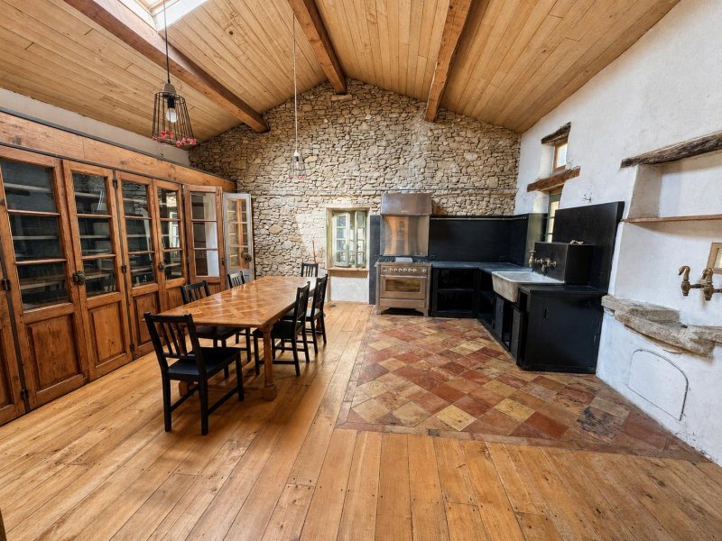 Maison à vendre, 3m², Les Cassés