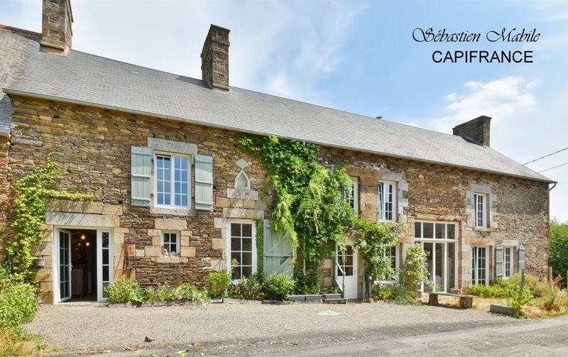 Maison à vendre, 331m², Sougéal
