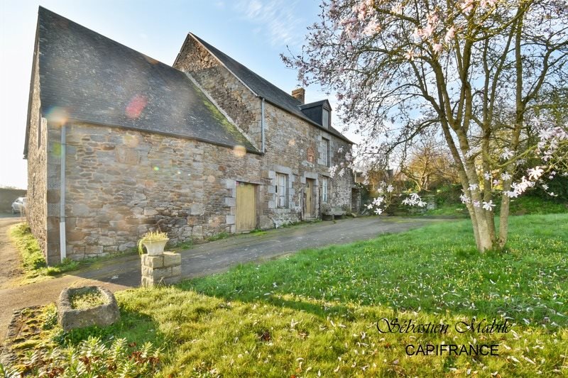 Maison à vendre, 114m², Sougéal