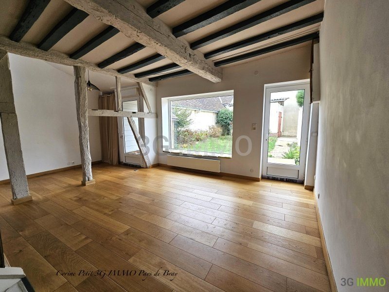 Maison à vendre, 3m², Savignies