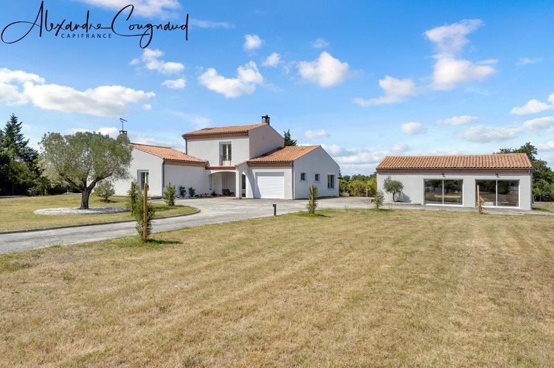Maison à vendre, 309m², Saïx