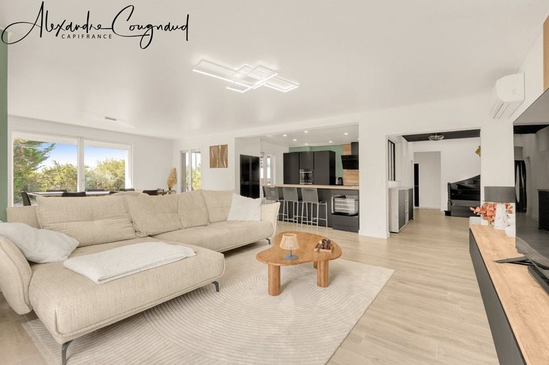 Maison à vendre, 309m², Saïx